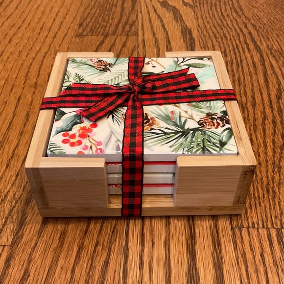 NWT 4-count Holiday Ceramic-Gloss Coasters - Picture 4 of 4